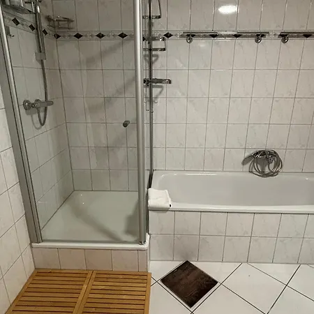 Privatquartier Im Ortskern Von Habitación en casa particular Westerstede